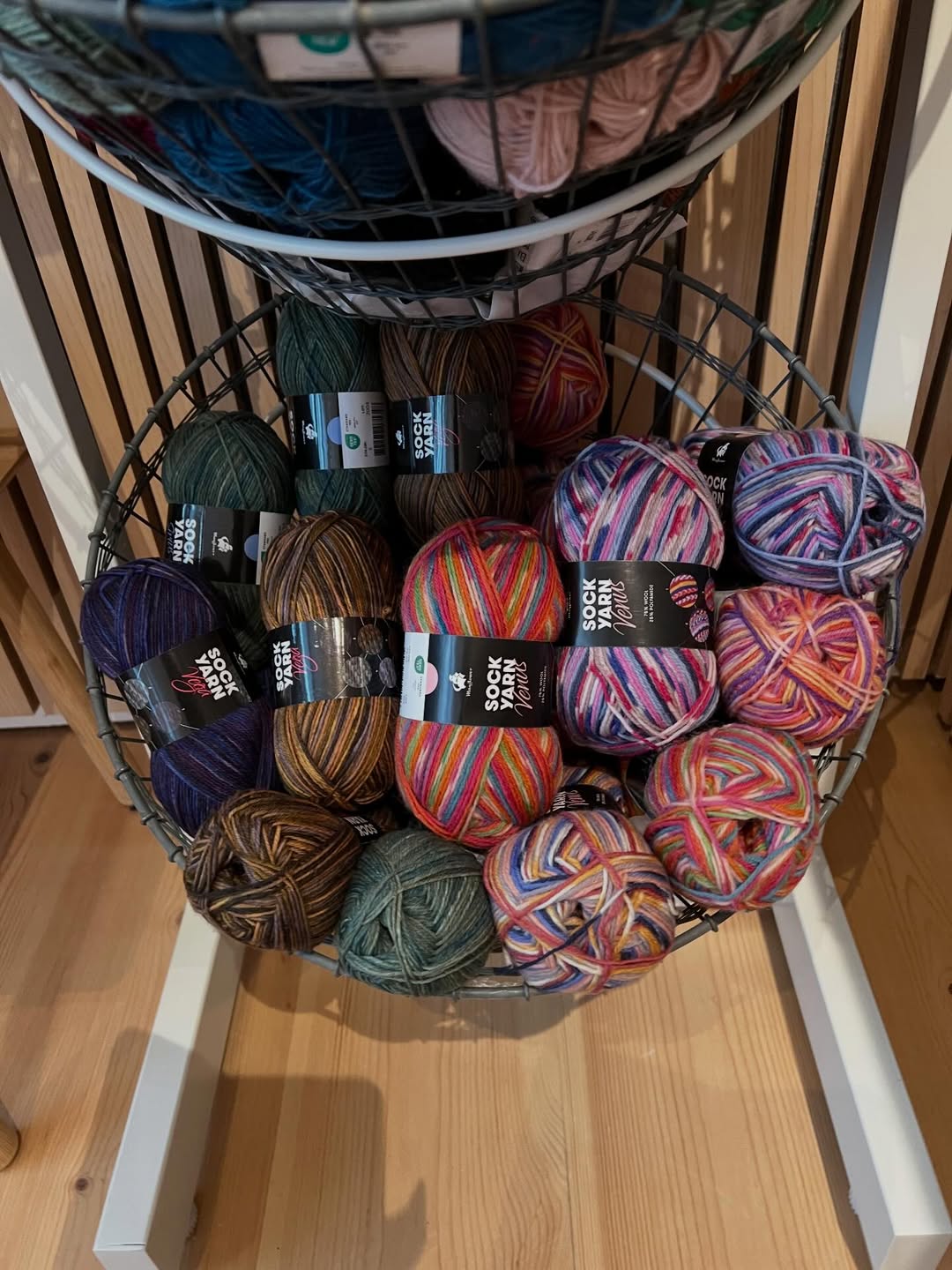 frit-valg-25-krvi-har-kobt-garn-fra-mayflower-hjem-til-butikken-til-en-god-pris-2